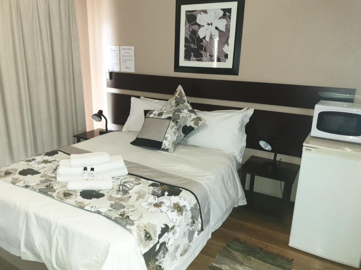 Tsessebe Guesthouse Блоемфонтейн Екстериор снимка