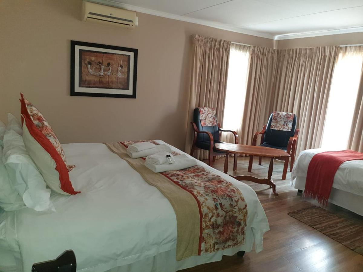 Tsessebe Guesthouse Блоемфонтейн Екстериор снимка